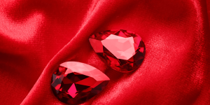 Tο Ρουμπίνι (Ruby) είναι ένας από τους δημοφιλέστερους χρωματιστούς πολύτιμους λίθους.